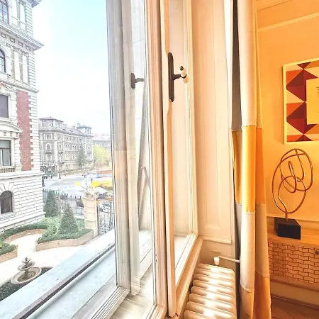 Andrassy Palace-stylish 2 * Budapest