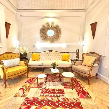 Andrassy Palace-stylish 2 *