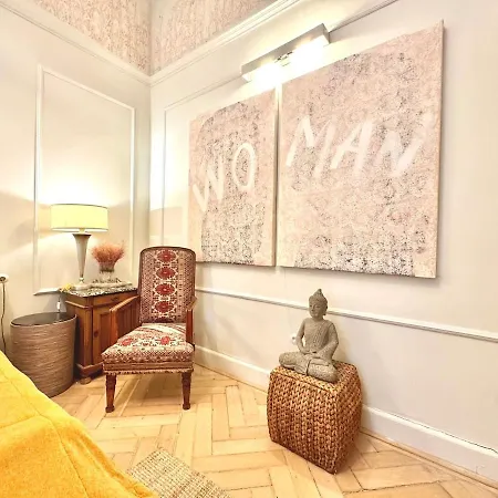 Apartment Andrassy Palace-stylish 2