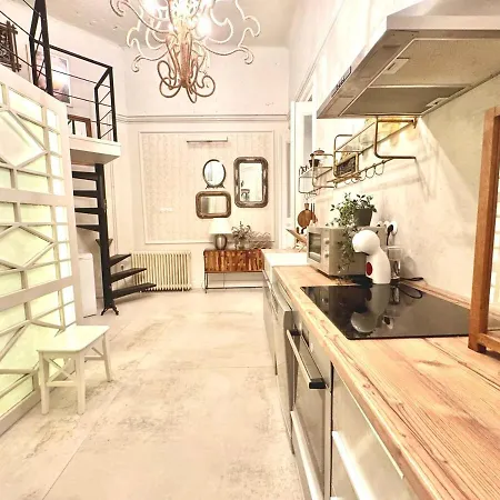 Andrassy Palace-stylish 2 * بودابست