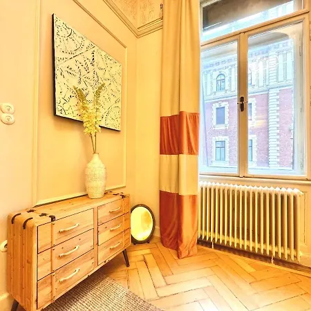 شقة Andrassy Palace-stylish 2